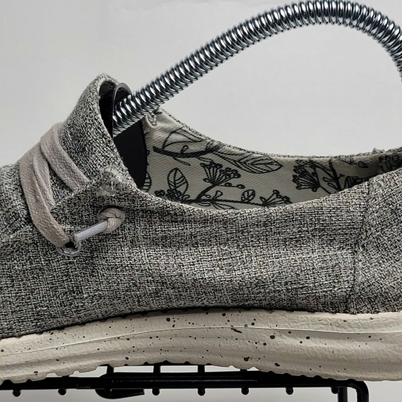 Hey Dude Shoes Kids Sz 5 Wendy Linen Sneakers Flats Loafers Moc Toe Slip On - Picture 7 of 8